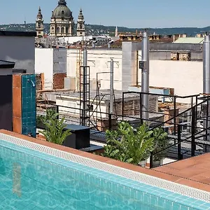Bed & Breakfast Swu Magazine Budapest